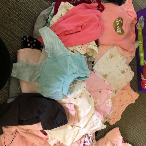 Diapers - Picture 4 of 5